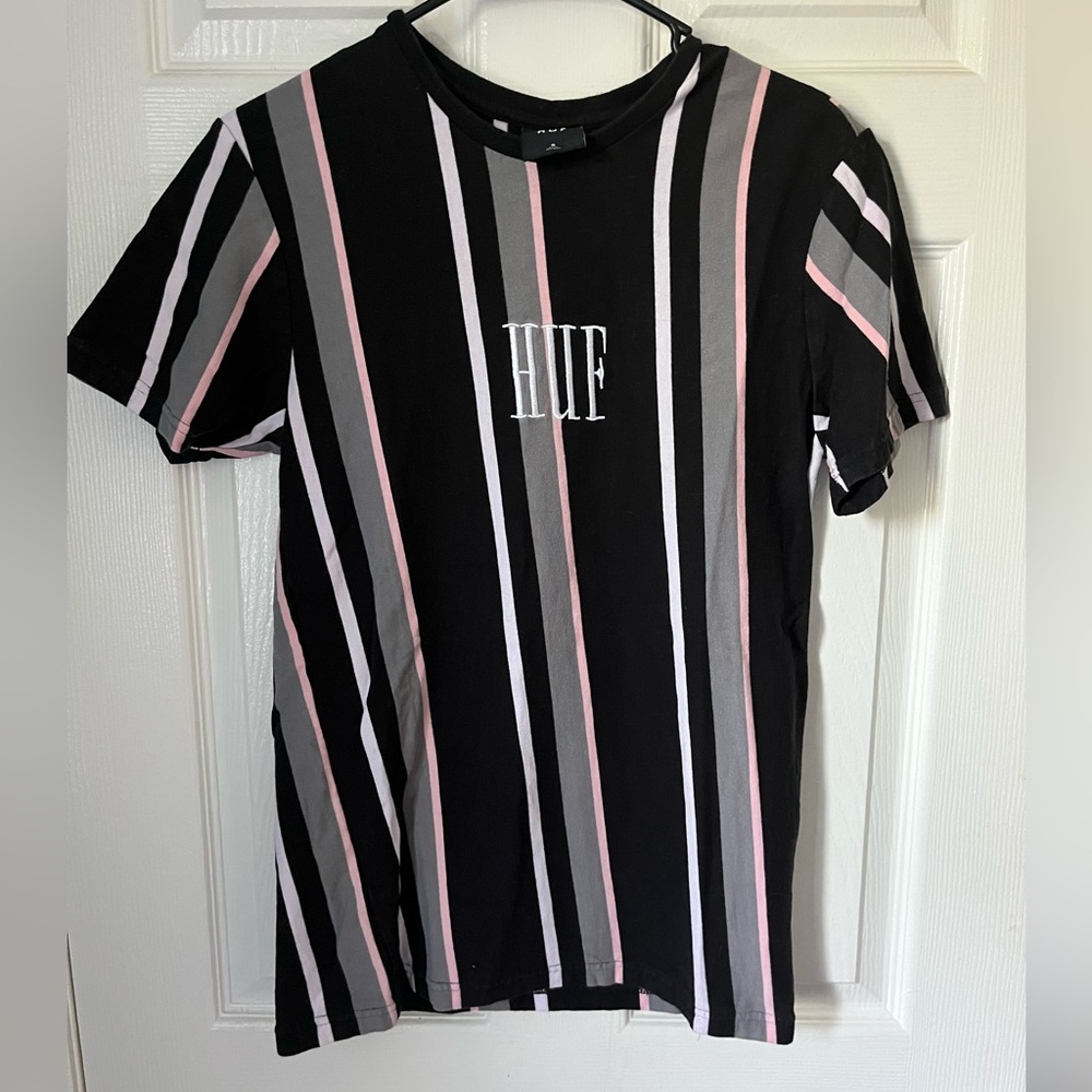 HUF t shirt